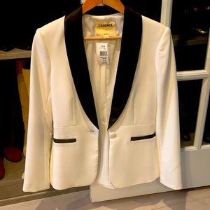 L’Agence Tailored Single Buttoned Tuxedo Blazer Size 2